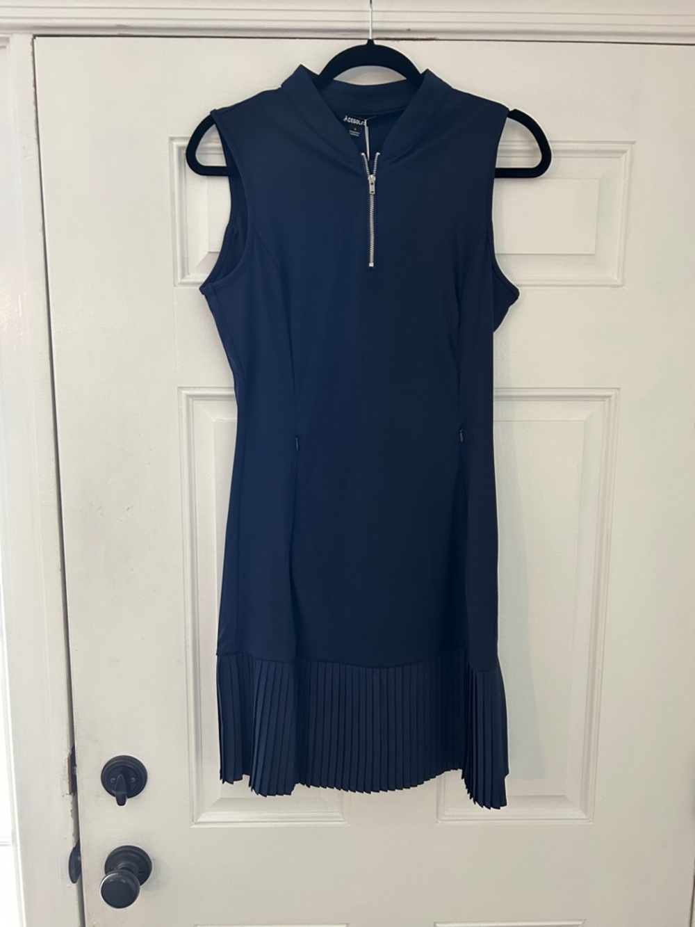 Acegolfs Sleeveless Navy Zip-Front Pleated-Hem Mini Dress size Small NWT